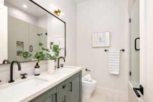 How the Right Bathroom Lighting Can Transform Your Space